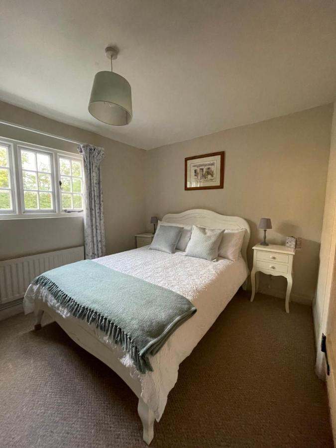 Historic Cambridgeshire Cottage Godmanchester Eksteriør bilde
